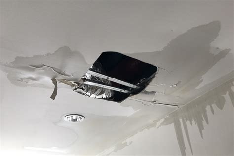 leak in garage ceiling|How To Deal With Water Leaking From The Ceiling